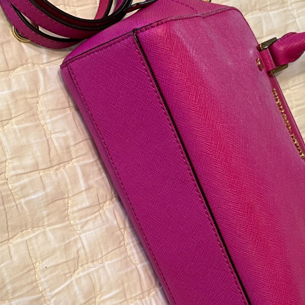 Michael Kors Ciara Mini Crossbody - Picture 6 of 7